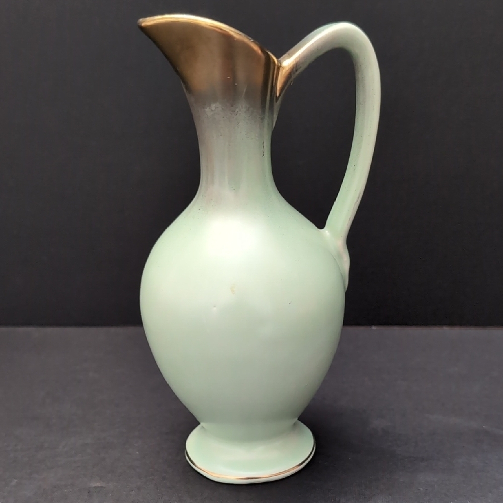 Vintage Bay Kiramik West Germany Mini Porcelain Bud Vase.